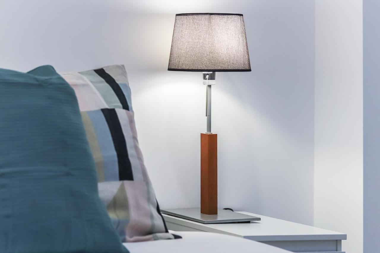 Vita Portucale ! Moscavide Family Apartment ลิสบอน ภายนอก รูปภาพ